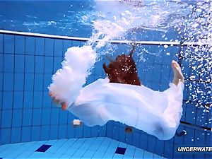 incredible unshaved underwatershow by Marketa