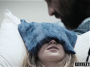 pure TABOO weirdo doc Gives nubile Patient vagina exam